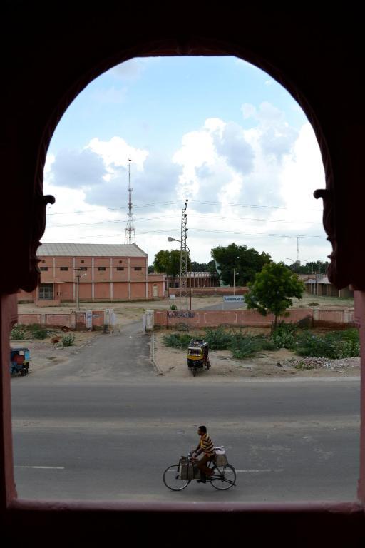 Hotel Desert Winds Bikaner Exterior photo